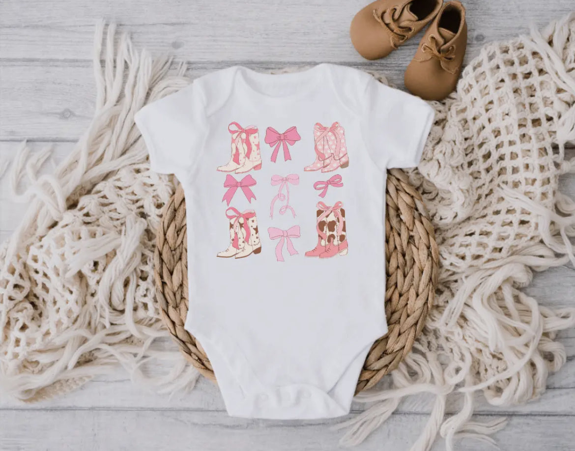 BOOTS & BOWS - Long sleeve Romper